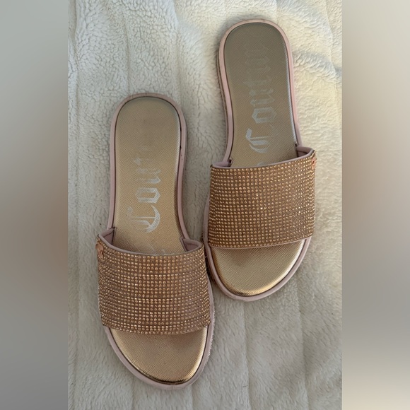 Juicy Couture Pink Sparkle Slides - Picture 3 of 7